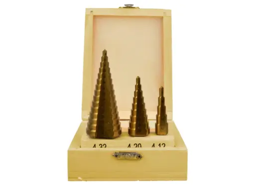 [RZ990607] JUEGO DE BROCAS CÓNICAS TITANIO 4-32MM – 4 A · ACERO